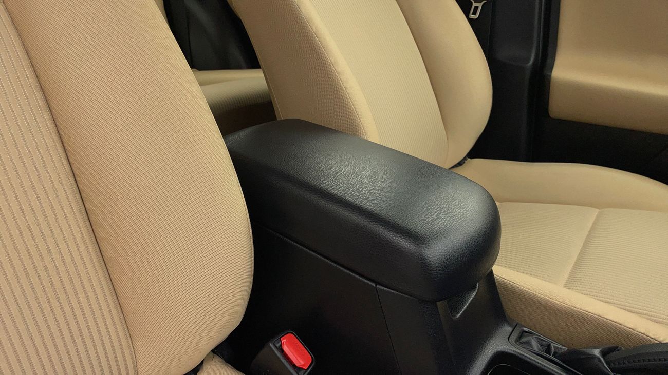 تويوتا راف ٤ EX 2.5 | بدون دفعة مقدمة | اختبار قيادة مجاني للمنزل