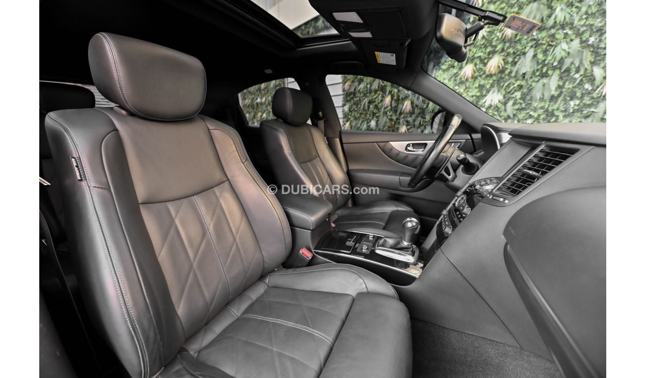 Infiniti QX70 S | 2,054 P.M  | 0% Downpayment | Perfect Condition!