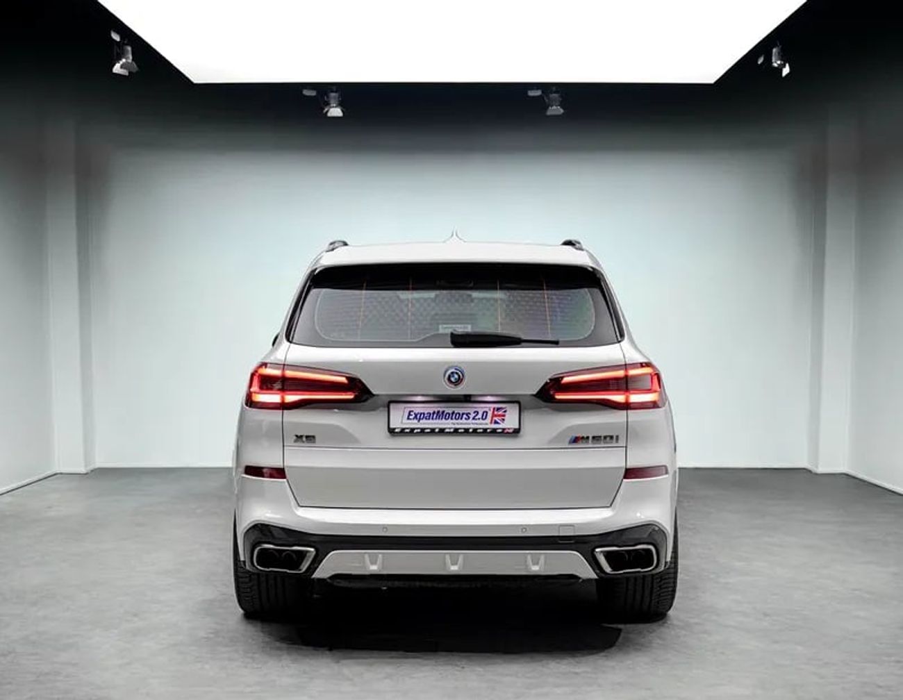 بي أم دبليو X5 M50i 4.4L