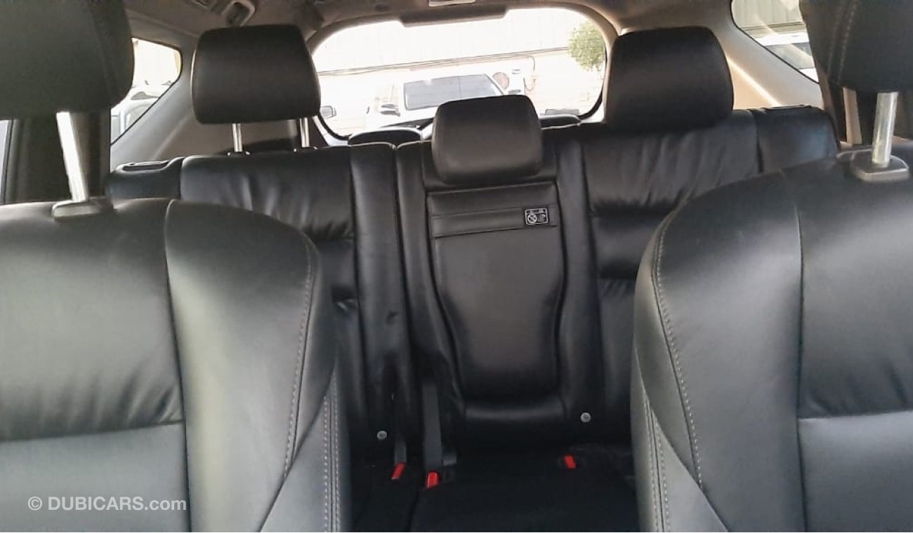 Mitsubishi Pajero DIESEL 2.5L 4X4 RIGHT HAND DRIVE