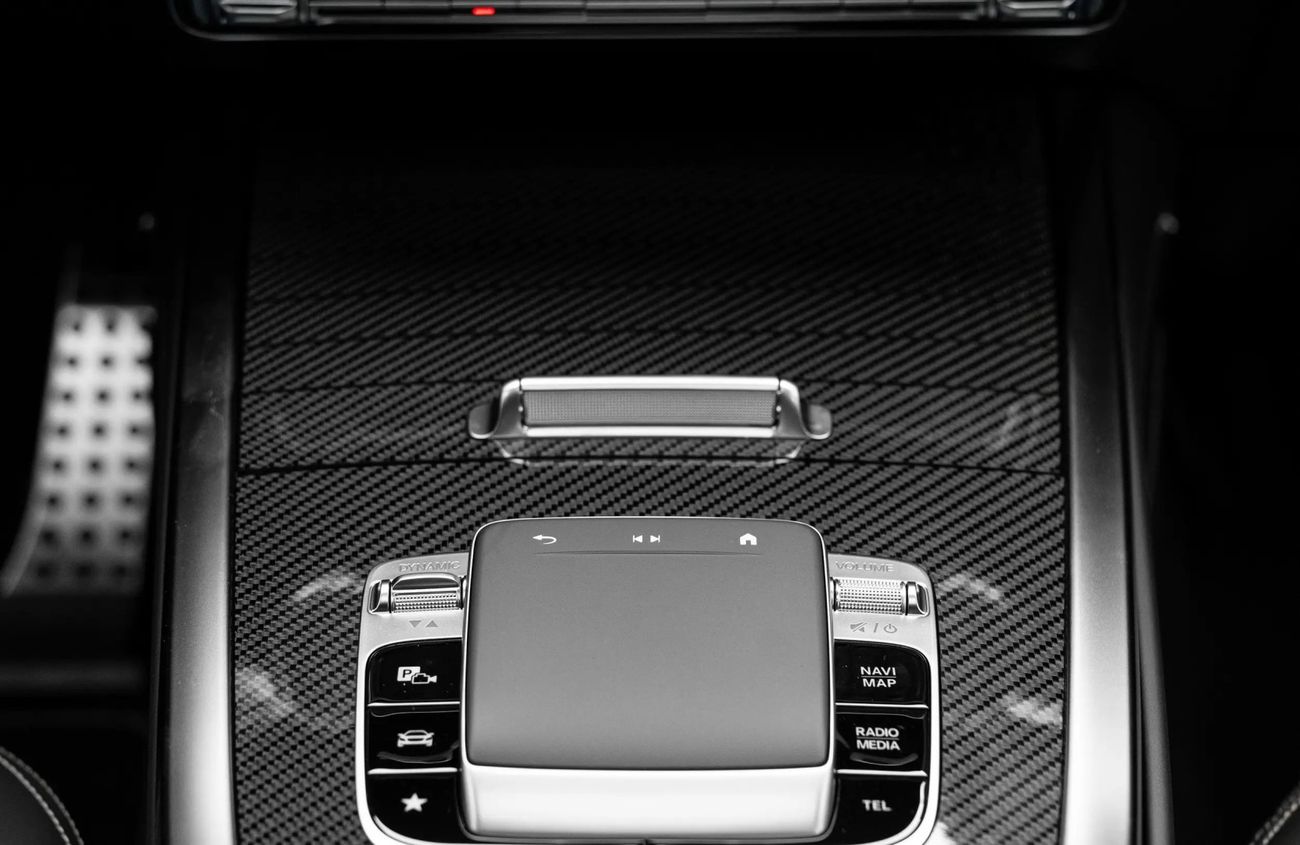 Mercedes-Benz G 63 AMG 4.0L V8 Twin-Turbocharged Engine + eMotor