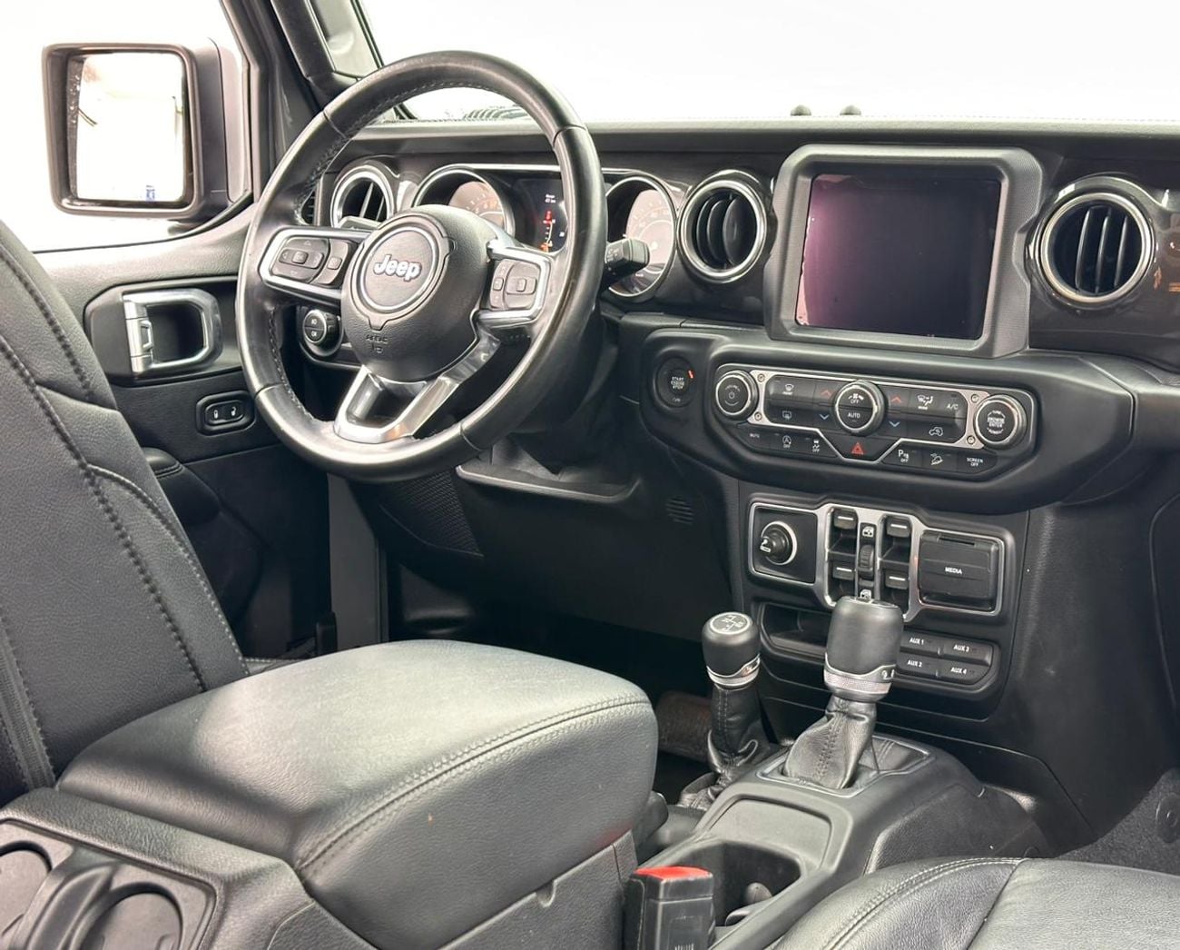 Jeep Wrangler 2019 Jeep Wrangler Unlimited Sahara, Oct/2026 Jeep Warranty, Jeep Full Service History, GCC