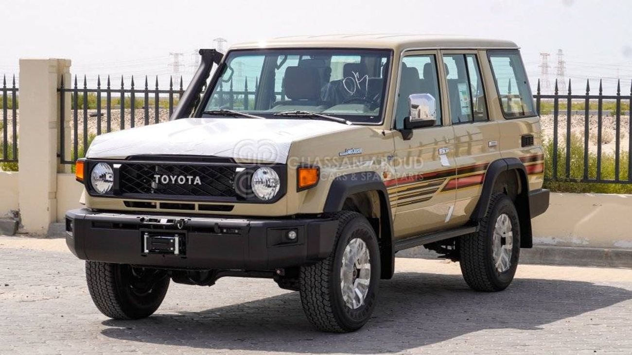 Toyota Land Cruiser 70 LC 76 Hard Top LX