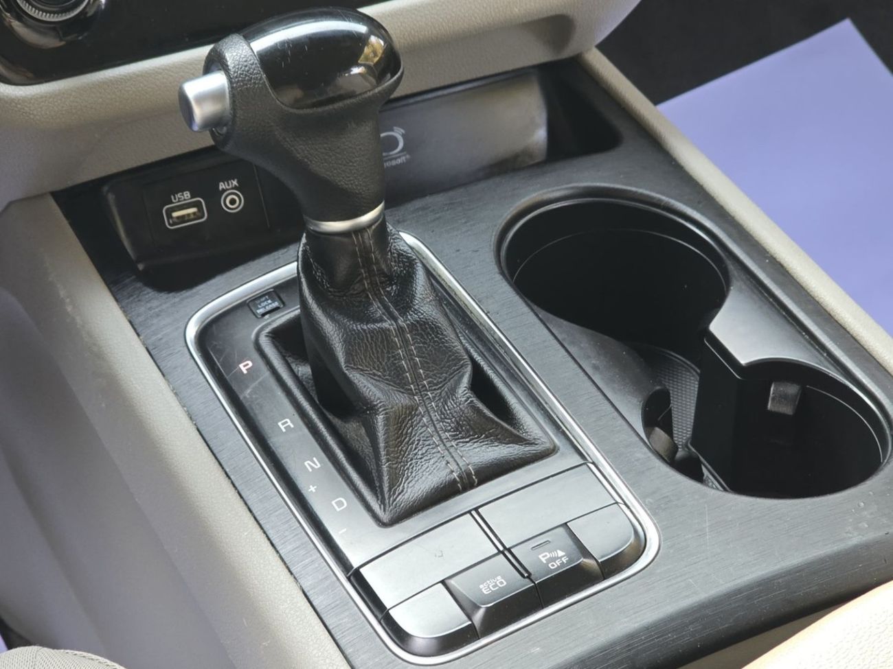 Kia Sedona KIA SEDONA 2015 GCC ORGINAL PAINT // GOOD CONDITION // 7 SEATS