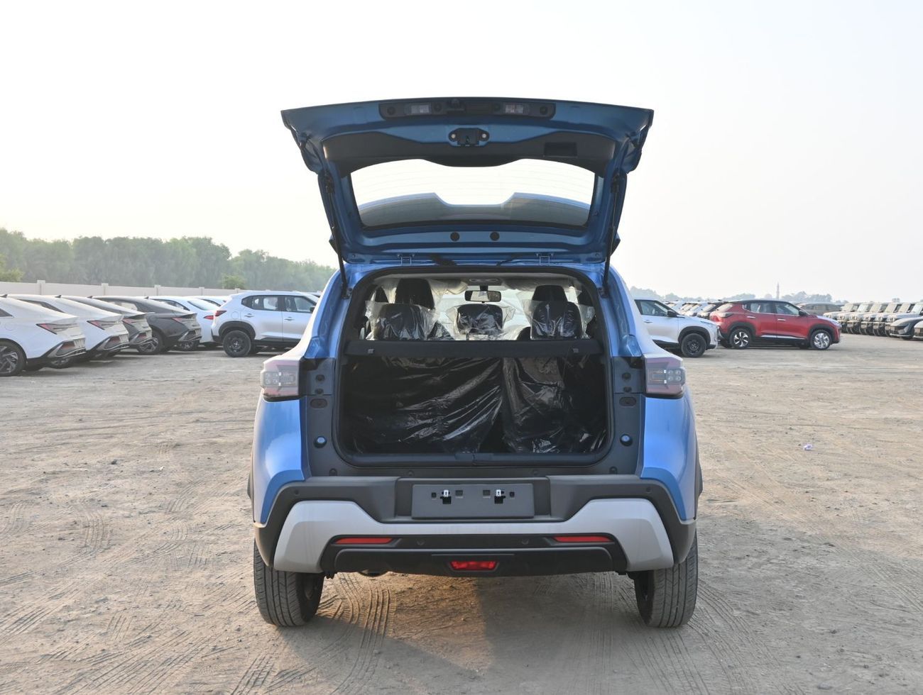 Nissan Magnite SV NISSAN MAGNITE ACENTA 1.0L TURBO CVT 2025 MODEL