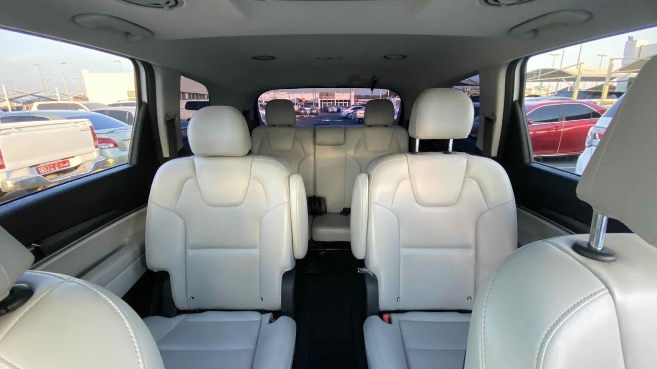 Kia Telluride S. Full options,