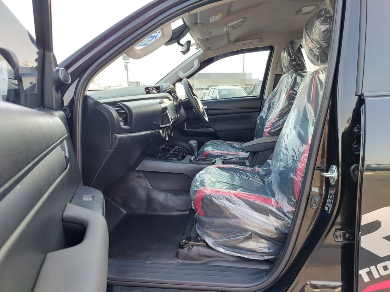 Toyota Hilux TOYOTA HILUX PICKUP RHD 2024 MODEL 2.8 L DIESEL AUTOMATIC(PM13901)