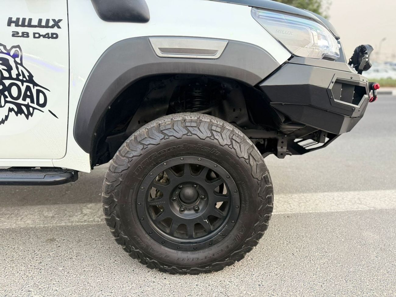 Toyota Hilux SMART CAB OFF ROAD MODIFIED 2019 | 2.8L DIESEL ENGINE | AT | AIR SNORKEL | 4WD