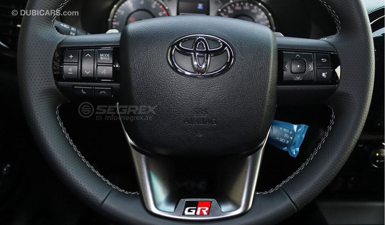 تويوتا هيلوكس Toyota Hilux 4.0L GR Sport Gasolina TA 2024
