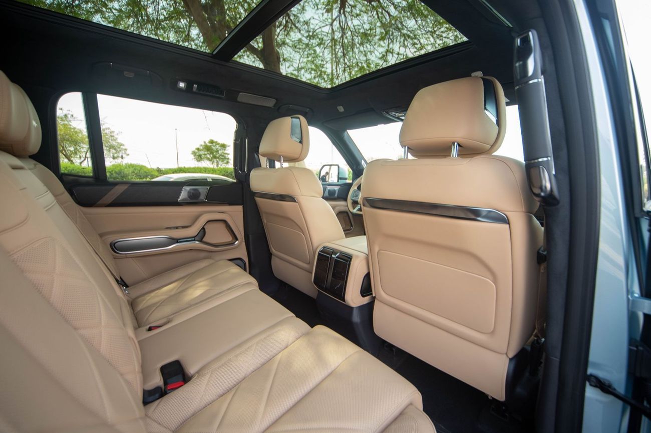 BYD Leopard 8 Smart and Brave Flagship Edition (7 Seats)