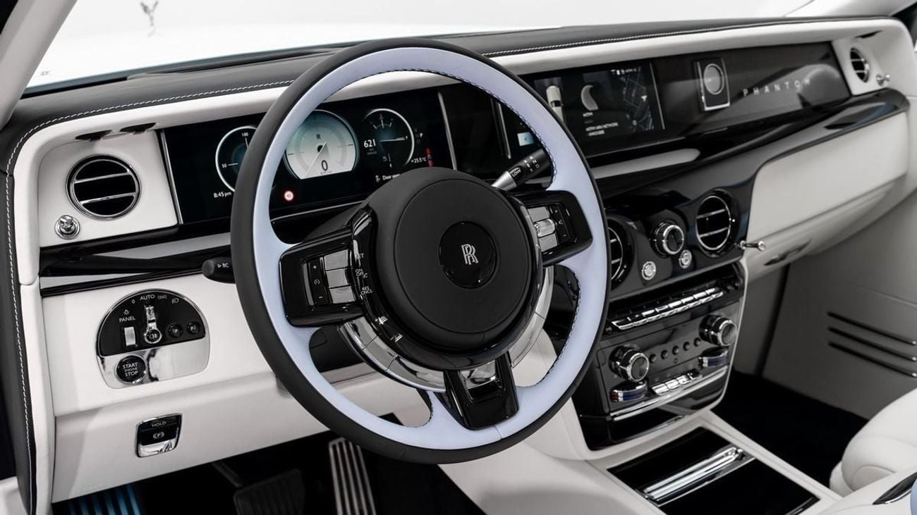 رولز رويس فانتوم - 2026 - GCC - Under Warranty and Service Contract