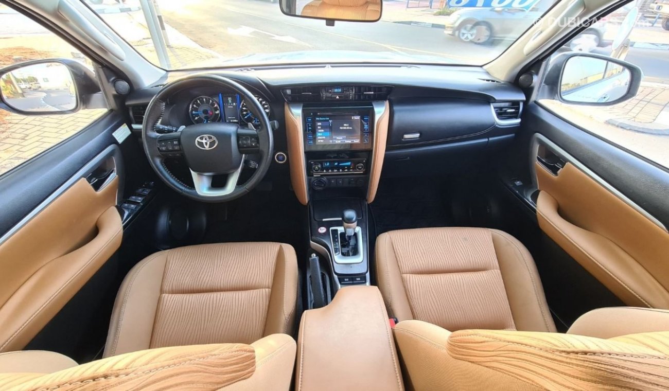 Toyota Fortuner Toyota Fortuner GXR V6 2018 GCC Perfect Condition Low Mileage