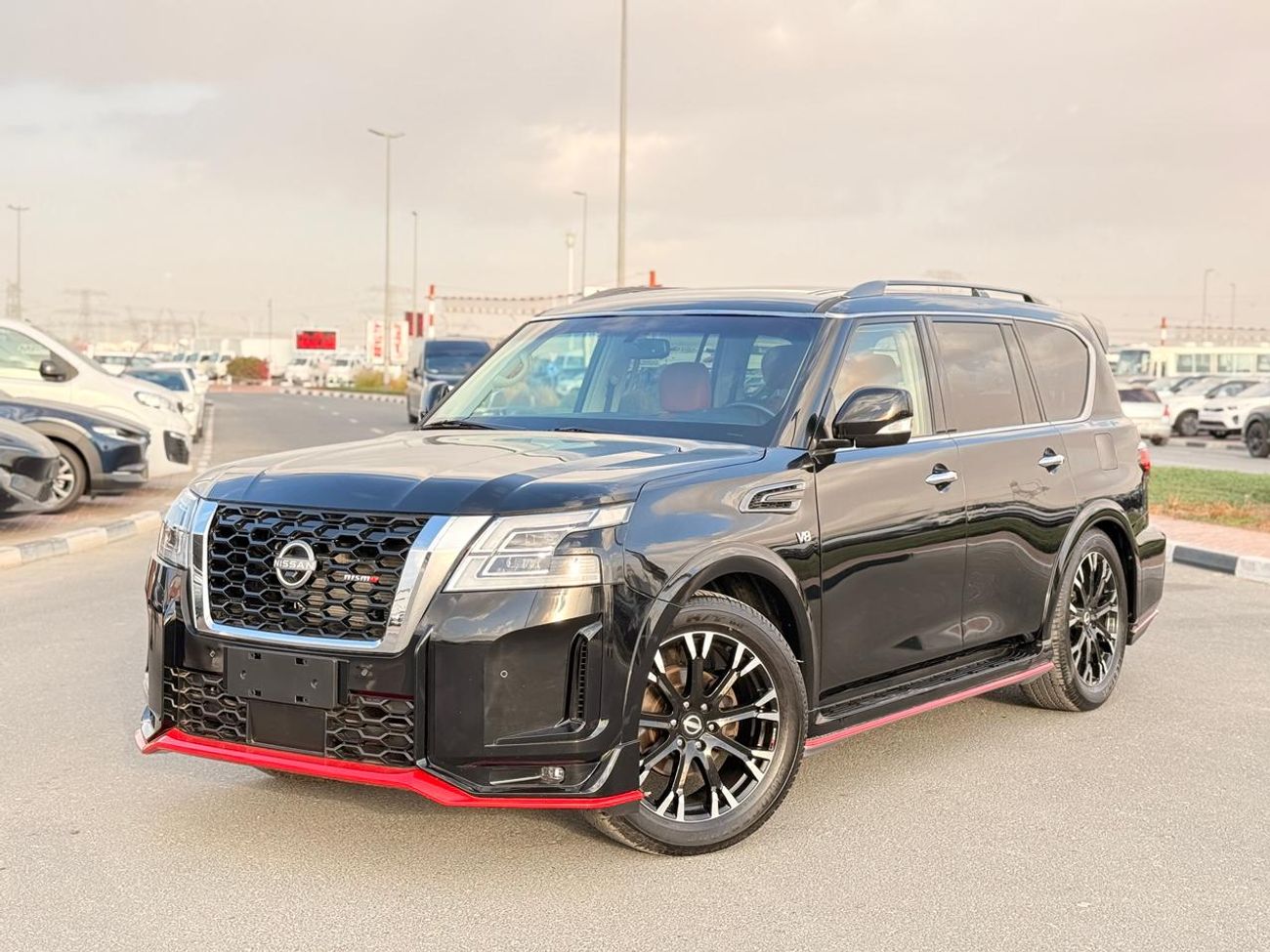 Nissan Armada 4WD 5.6 L Nismo