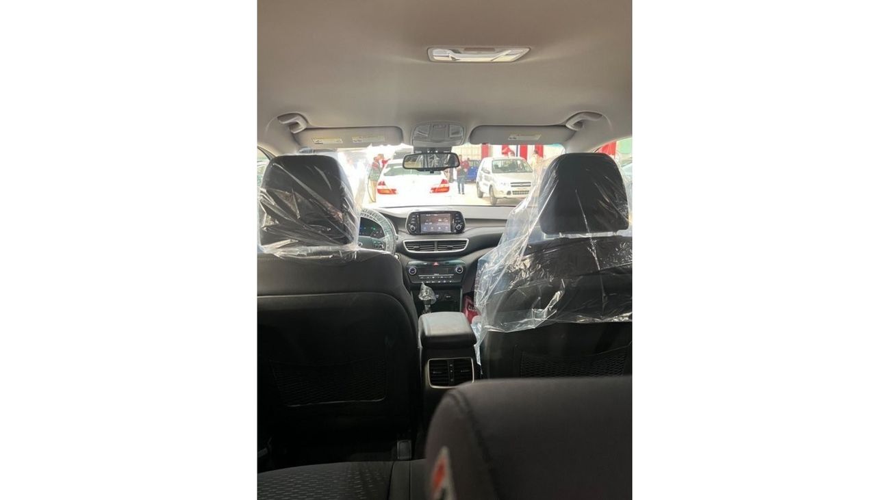 Hyundai Tucson GLS Plus PUSH START WITH LOW MEALIGE