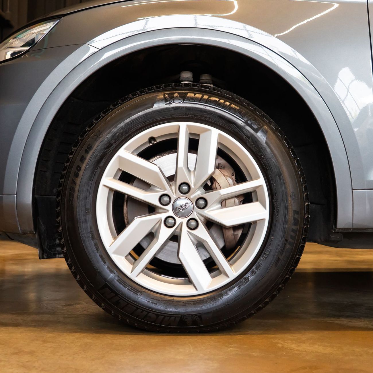 Audi Q5 45 TFSI Quattro 2.0L AED 1,724 pm • 0% Downpayment • Audi Q5 • 1 Year Warranty