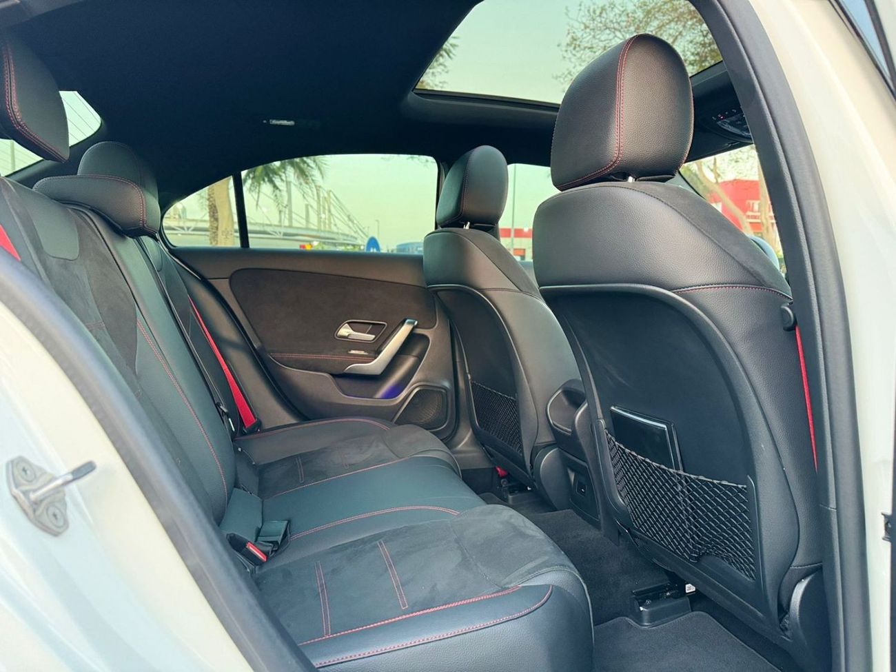 Mercedes-Benz A 35 AMG MERCEDES_BENZ.A_CLASS .AMG A 35