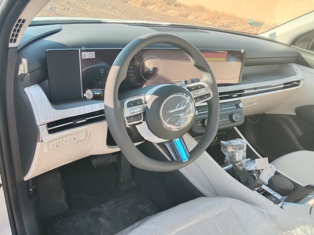 هيونداي توسون 2 TONE PANORAMA SUNROOF