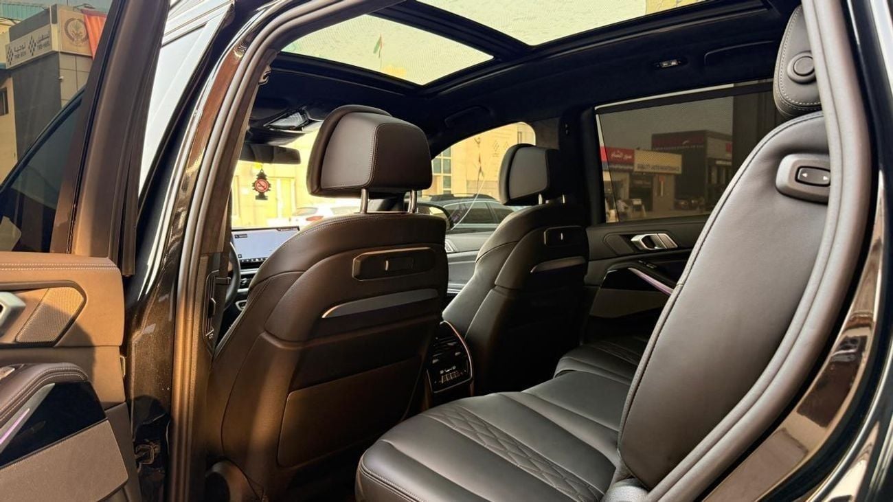 BMW X7 M60i XDRIVE xDriveM60i (6 Seats) XDriveM60i 4.4 L