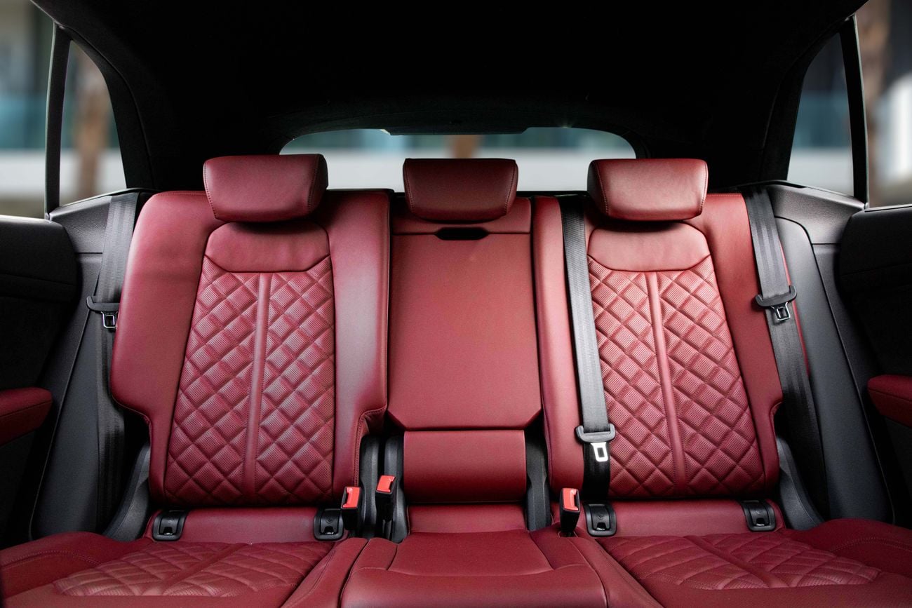 أودي SQ8 SQ8 | 6,561 P.M | 0% Downpayment | AUDI WARRANTY/SERVICE!