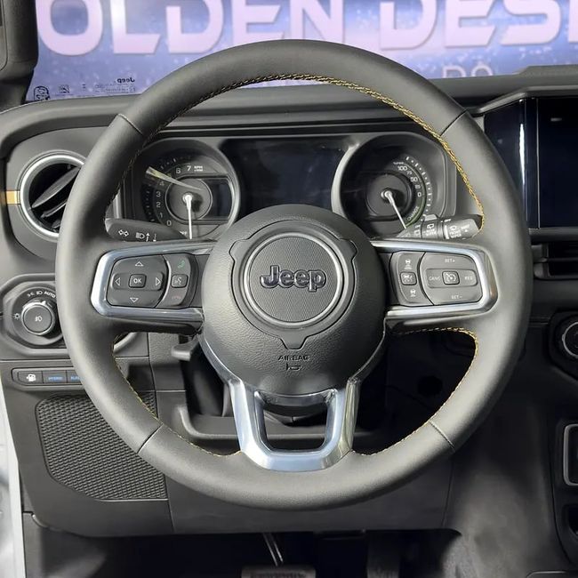Jeep Wrangler Unlimited SAHARA, миниатюра 20