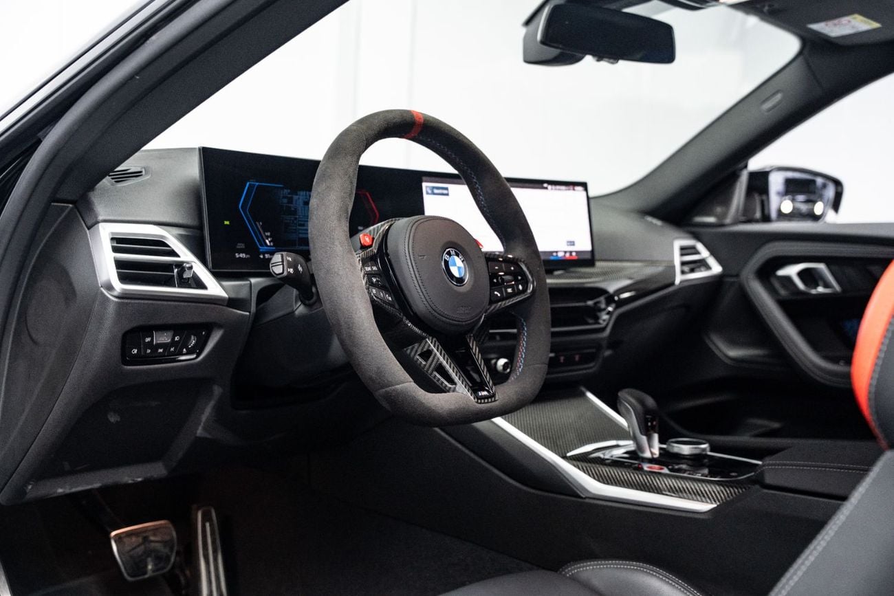 بي أم دبليو M2 MASTERCLASS BUY NOW, PAY 2027 | THE BLACKLINE STANDARD | 2029 BMW Warranty + Service Contract, GCC, 