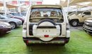 Mitsubishi Pajero Mitsubishi Bajero Model 2007 GCC  White coulour  very good condition1