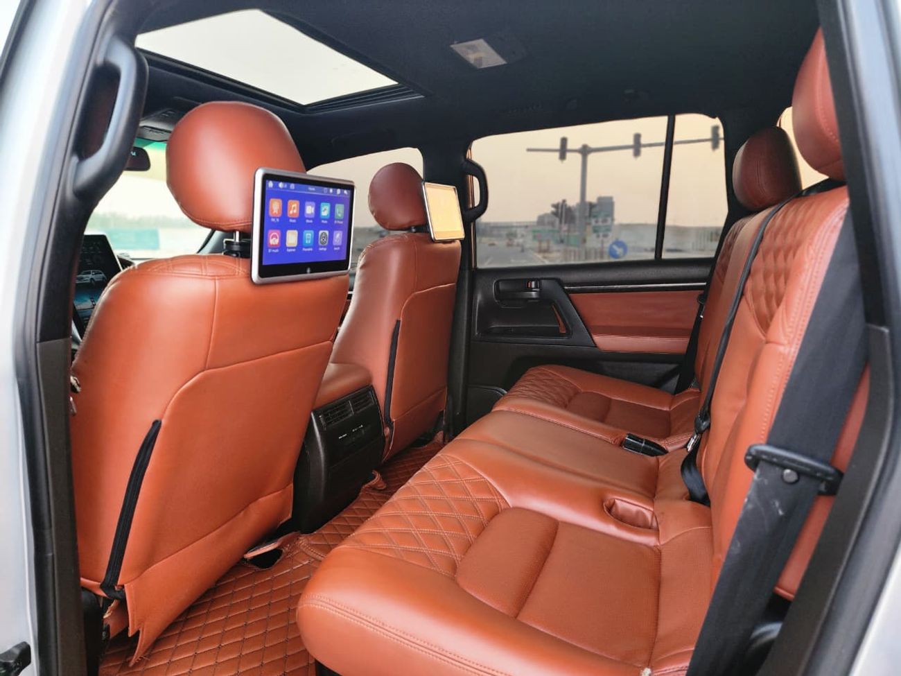 تويوتا لاند كروزر GXR V6 MODEL 2009 UPGRADE 2021