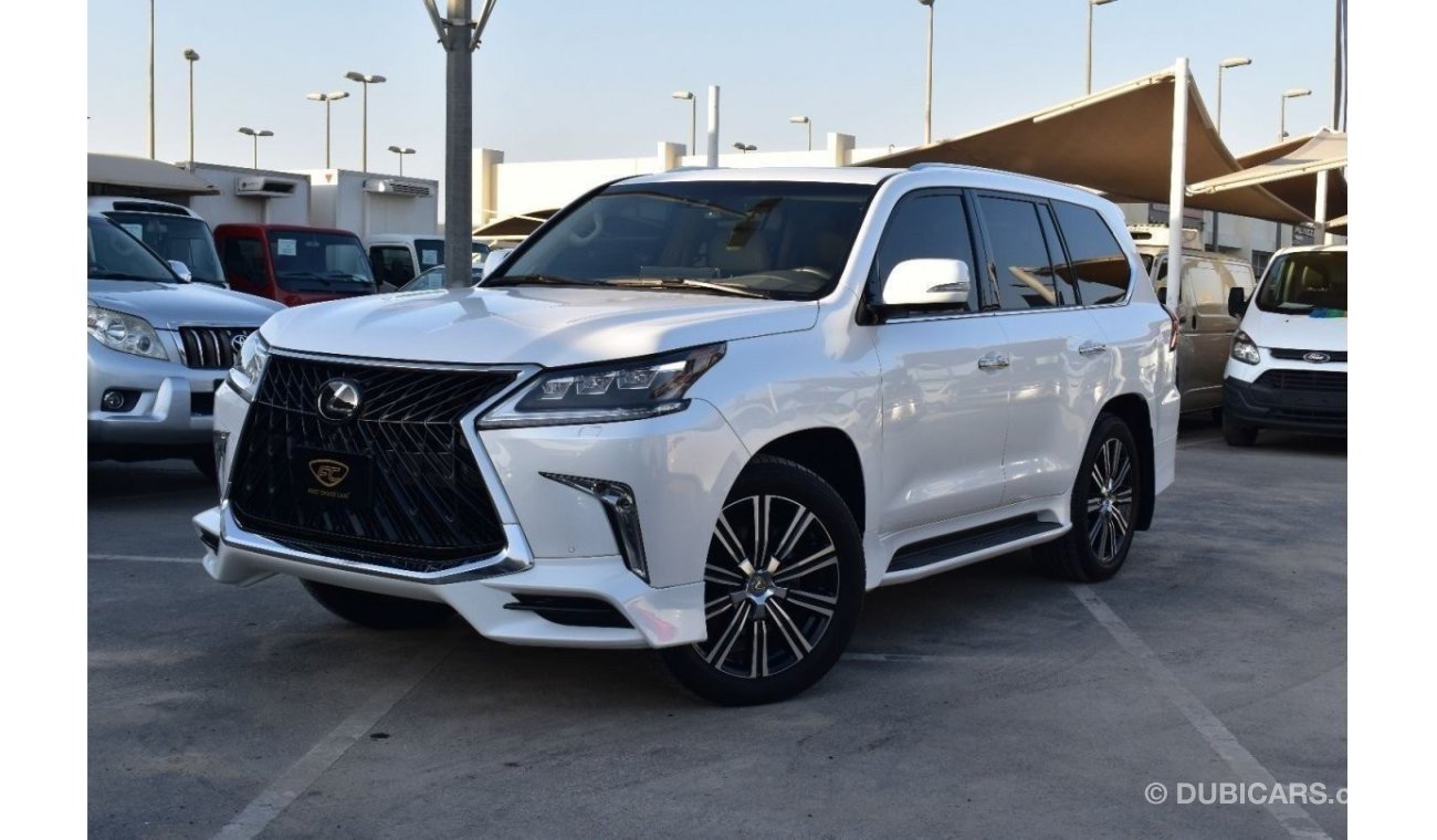 Lexus LX570 2020 | LEXUS LX-570 | SIGNATURE EDITION | 5.7L V8 | 8-SEATER 5-DOORS | AMERICAN SPECS | VERY WELL-MA