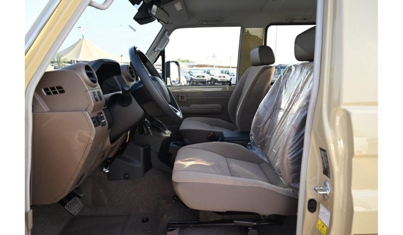 تويوتا لاند كروزر 70 71 SWB DLX 2.8L DIESEL 4WD 5 مقاعد AT-EURO 5