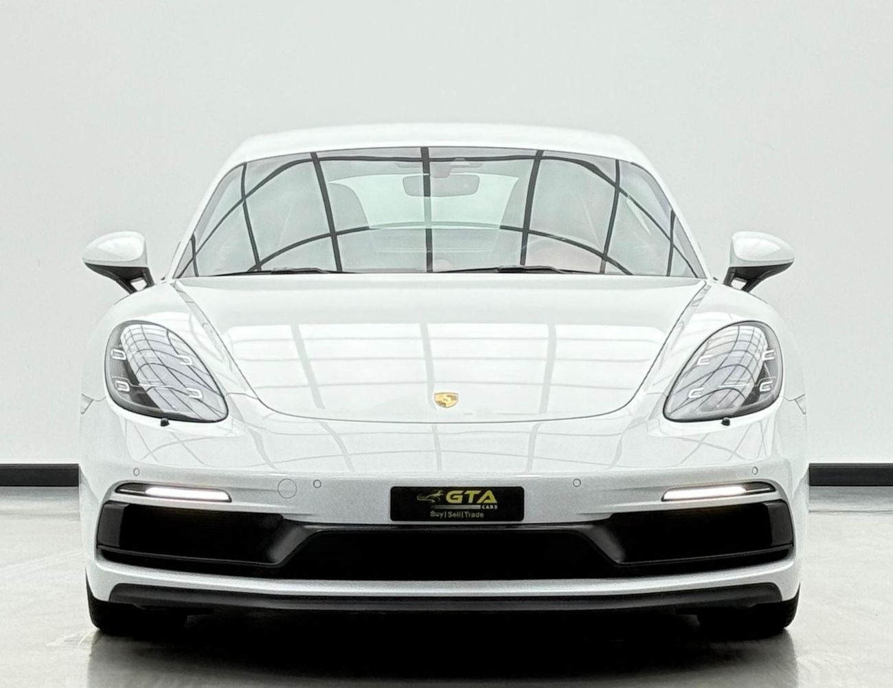 Porsche 718 Cayman GTS 2.5L 2018 Porsche 718 Cayman GTS, Warranty, Full Service History, Excellent Condition, GCC