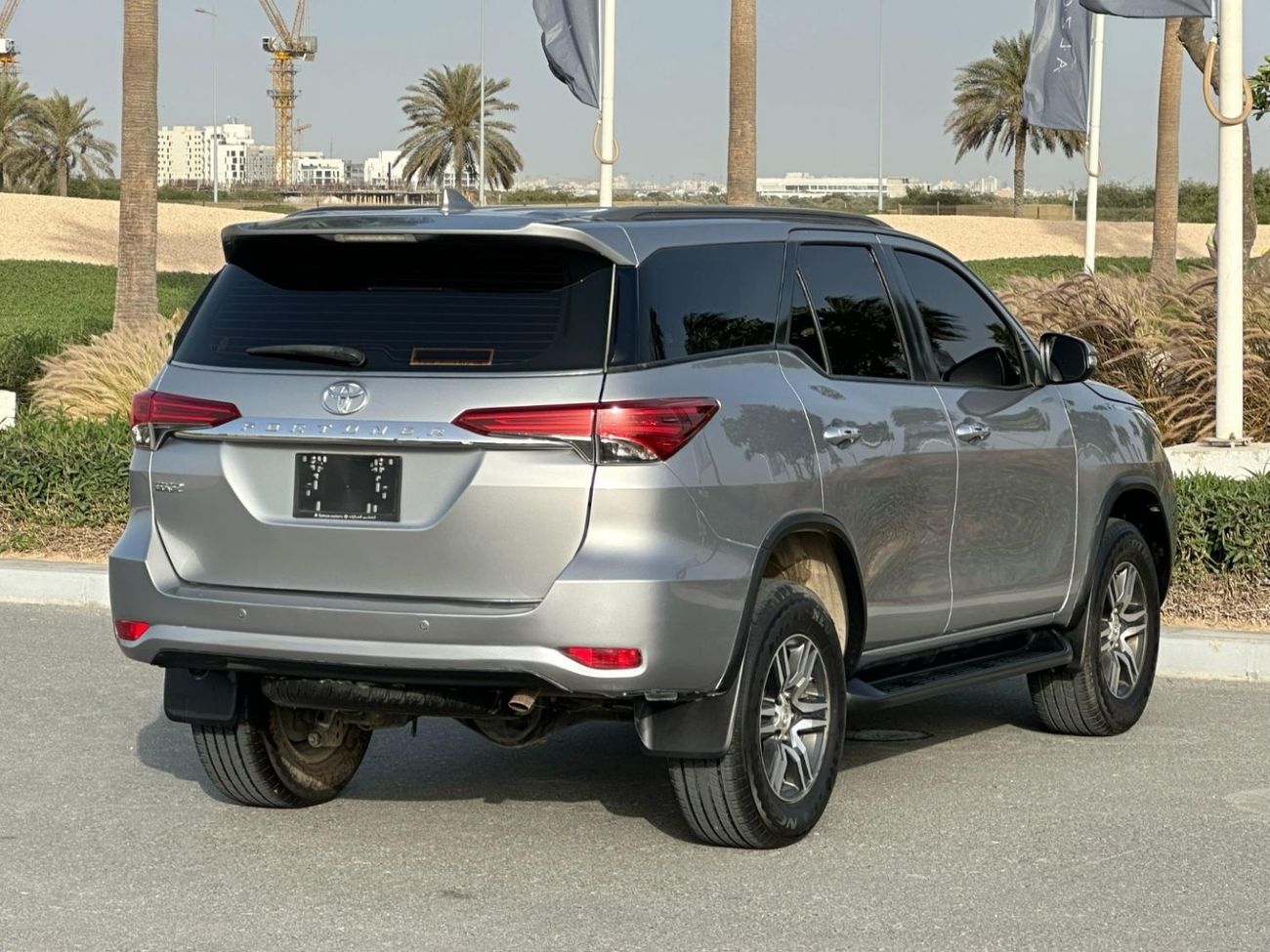 تويوتا فورتونر 2.7L EXR