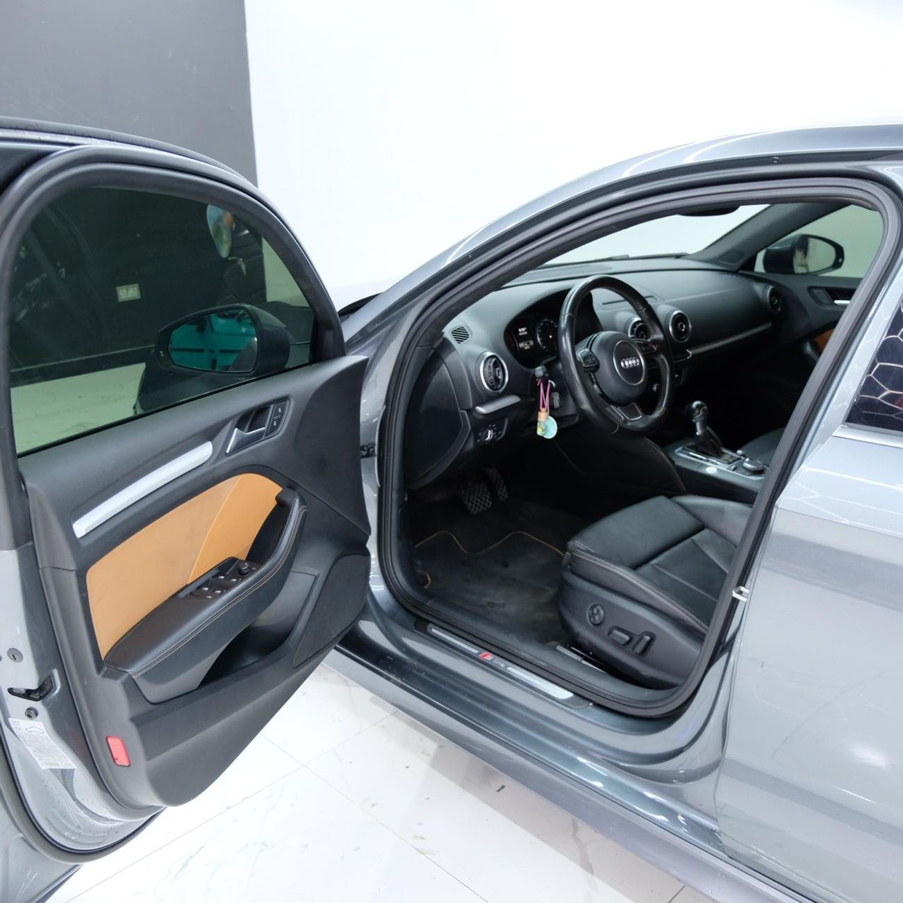 أودي A3 40 TFSI S-لاين