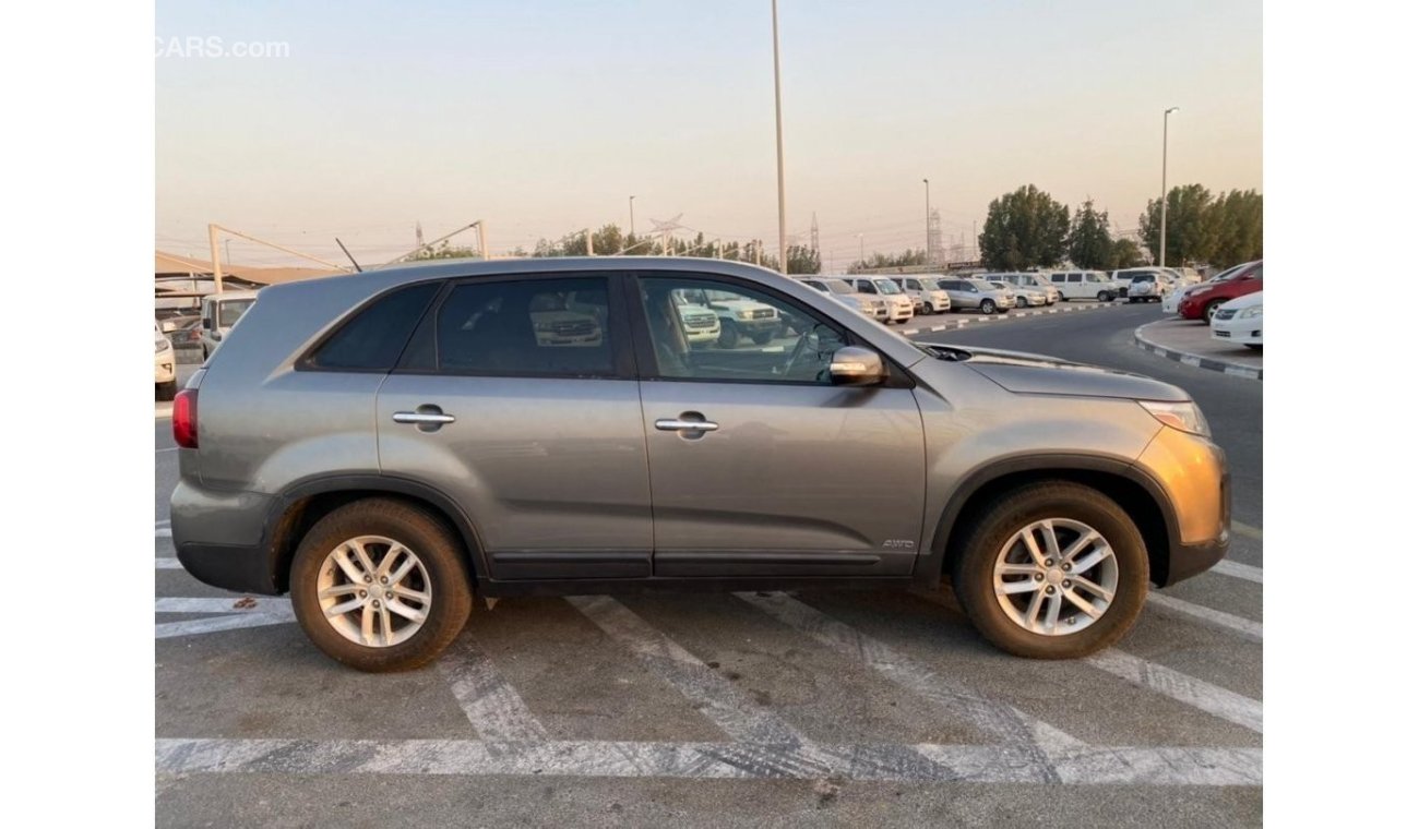 Kia Sorento 2014 KIA SORENTO 2.4L / GDI / MID OPTION / BEAUTIFULY MAINTAINED VEHICLE