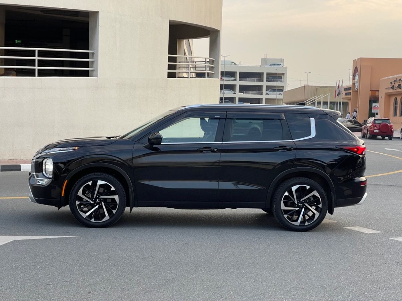 Mitsubishi Outlander Panorama 360 cameras AWD