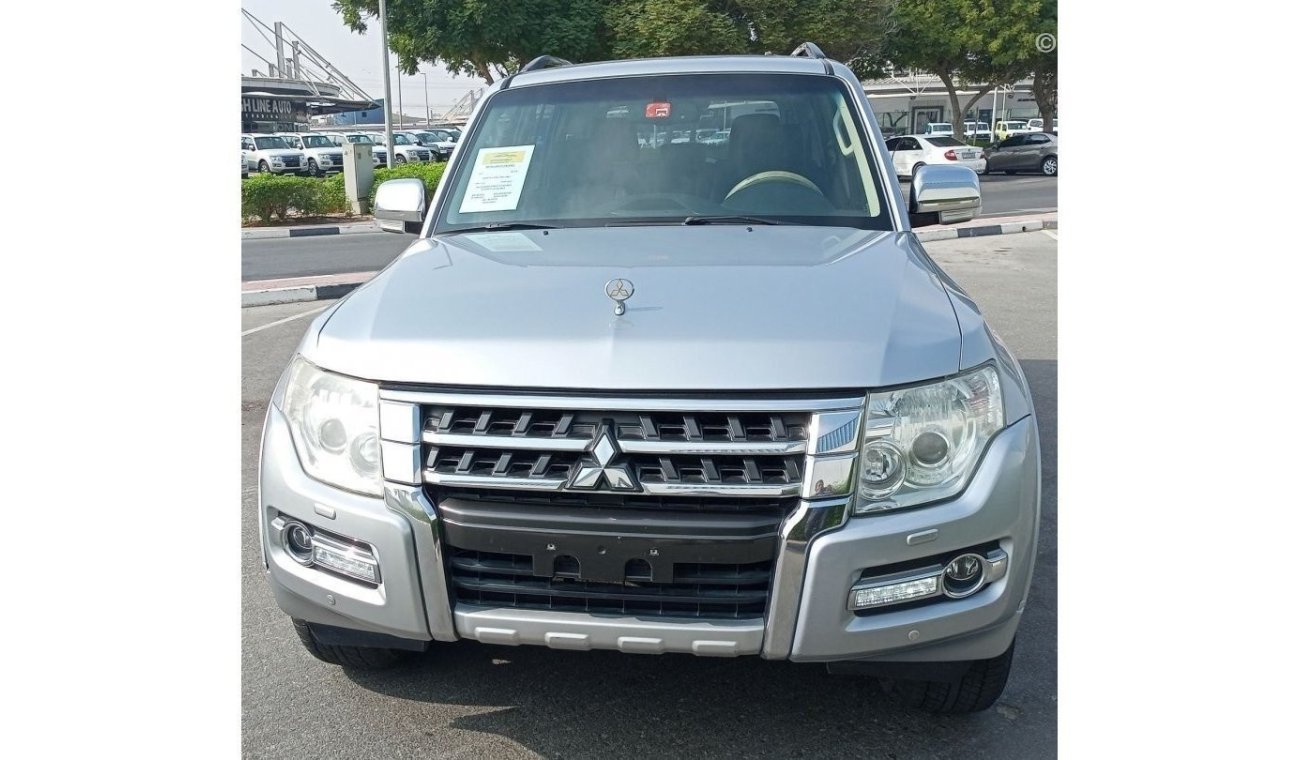 Mitsubishi Pajero GLS Mid 1298 MONTHLY 2015 Mitsubishi Pajero V6.4X4 EXCELLENT WARRANTY