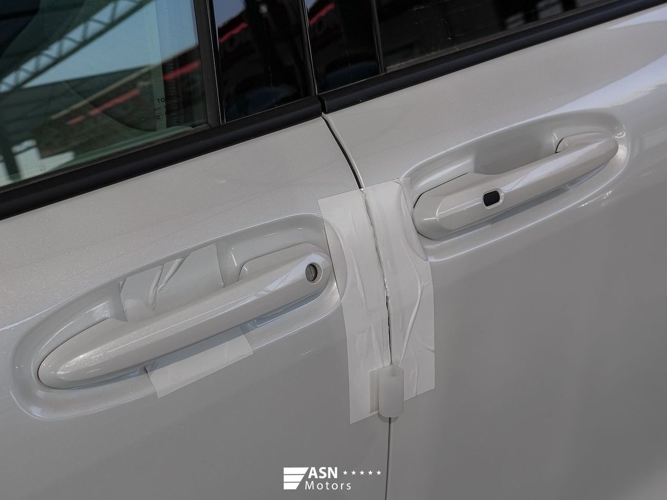 Toyota Sienna 2.5L Dual-Engine 2WD Comfort Edition 2025 (Export Price)