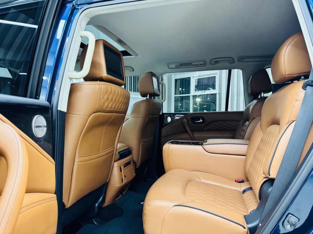 إنفينيتي QX80 Luxury 5.6L