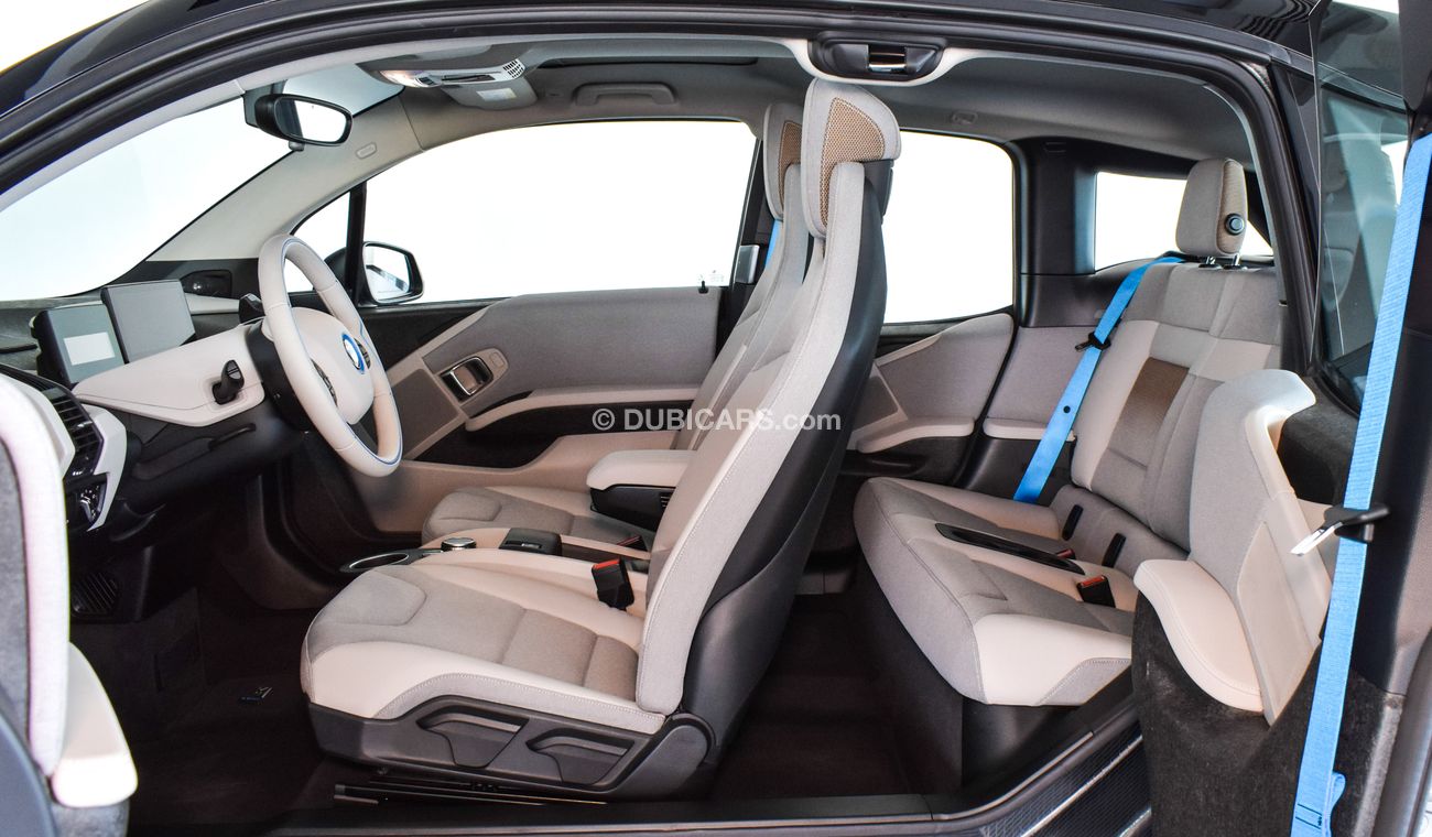 بي أم دبليو i3 S