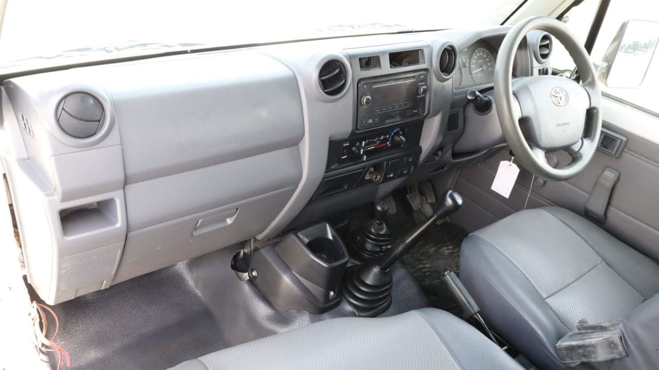 تويوتا لاند كروزر Toyota Landcruiser LC78.  2018 RHD diesel engine