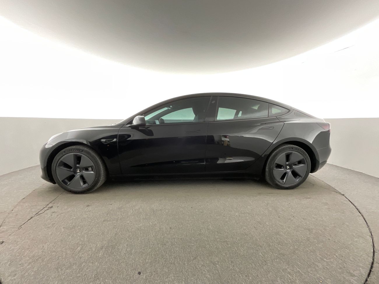 تسلا موديل 3 Standard | National Day Celebration | شامل الضمان | 0 ﺪﻔﻋﺓ ﺃﻮﻟﻯ