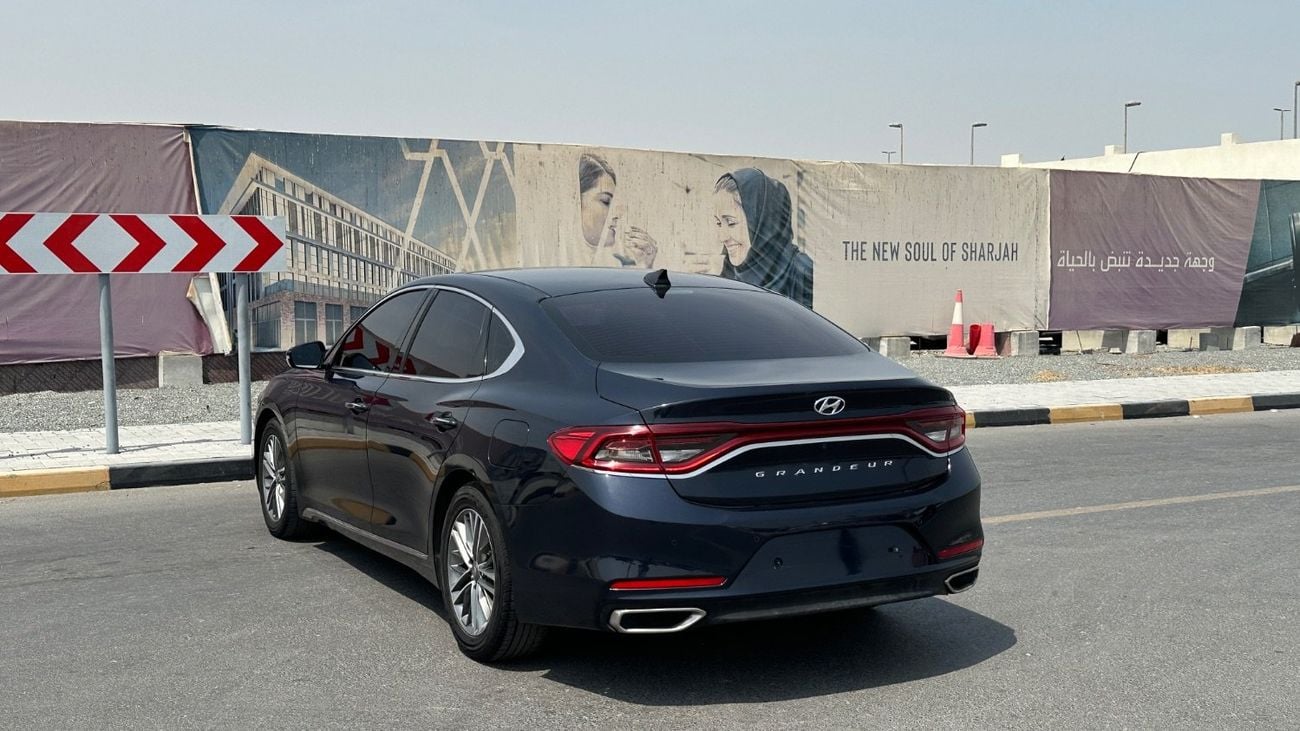 Hyundai Grandeur STD (NON GCC)