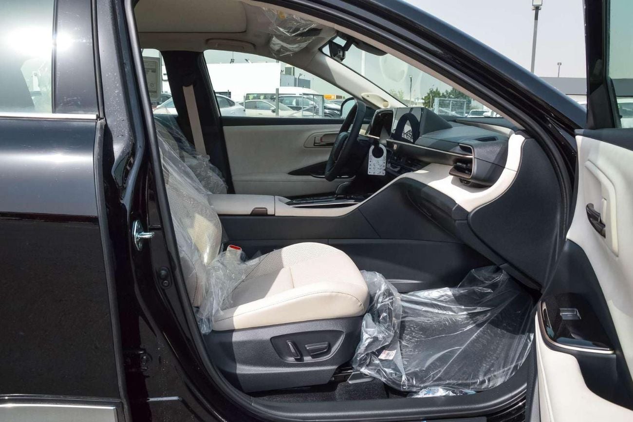 تويوتا كراون 2.5L FWD SEDAN 2026