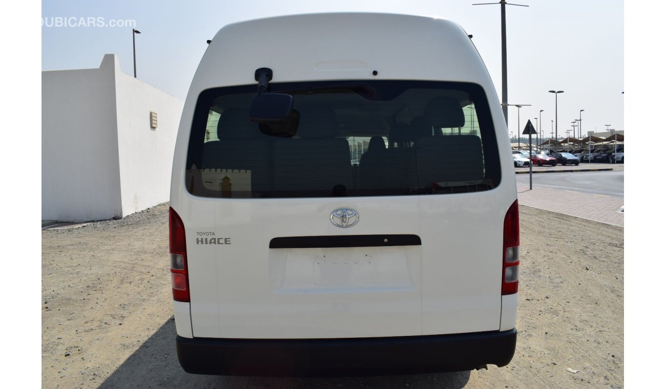 Toyota Hiace GL - High Roof LWB Toyota Hiace Highroof Bus Gl 13 seater, Model:2017. only done 79000 km