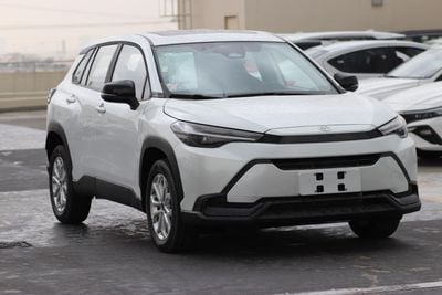 تويوتا فرونتلاندر 2.0L HYBRID, FACELIFT , ELECTREIC SEAT, LEATHER SEAT, SUNROOF, ELECTRIC BACK DOOR, MODEL 2025