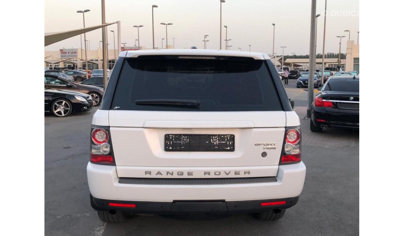 Land Rover Range Rover Sport Rang Rover sport model 2011GCC car prefect condition full option low mileage sun roof leather