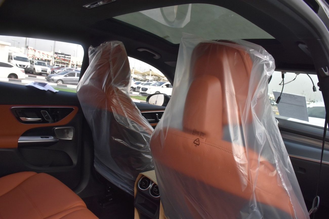 مرسيدس بنز GLC 200 Zero Km