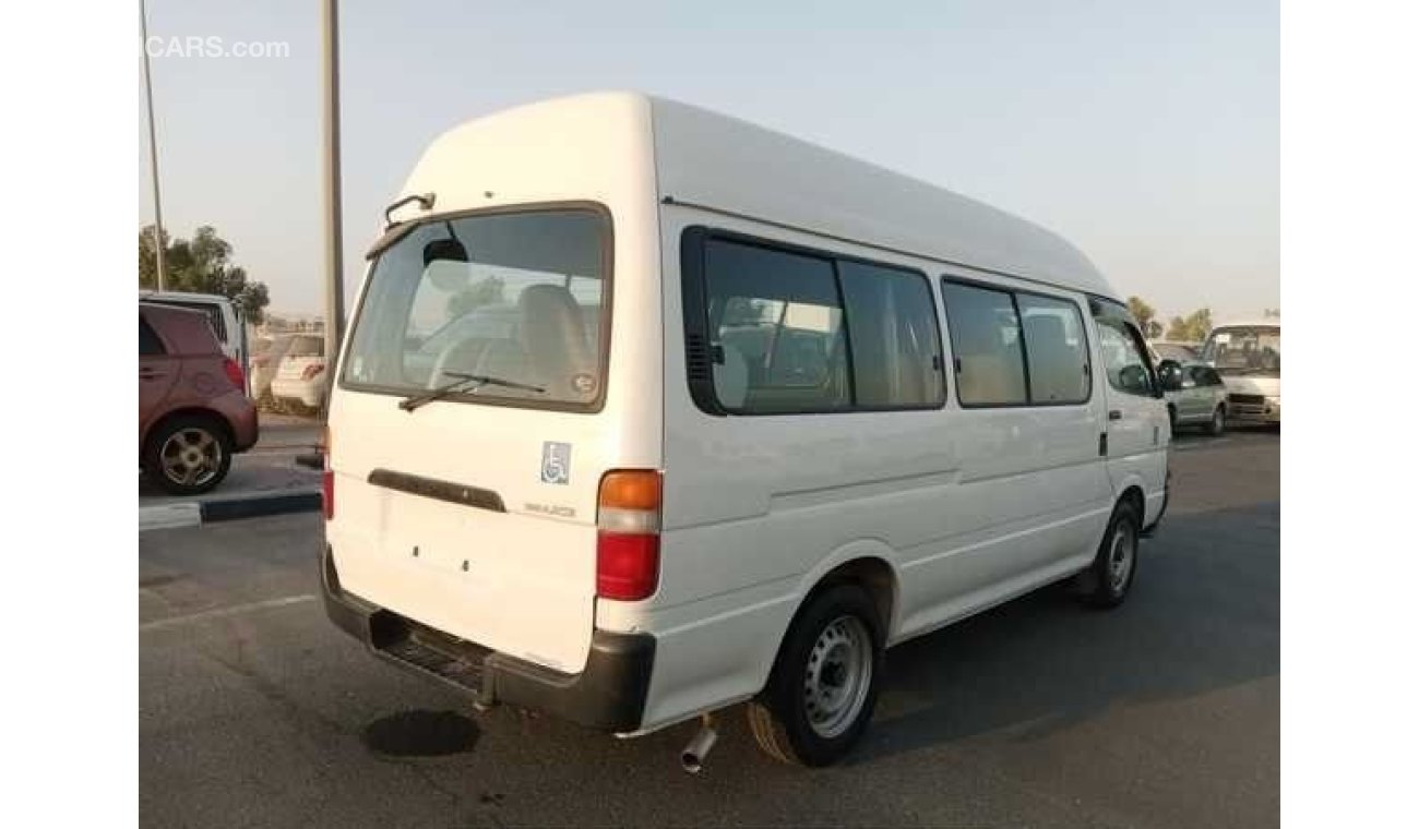 Toyota Hiace TOYOTA HIACE VAN RIGHT HAND (PM1160)