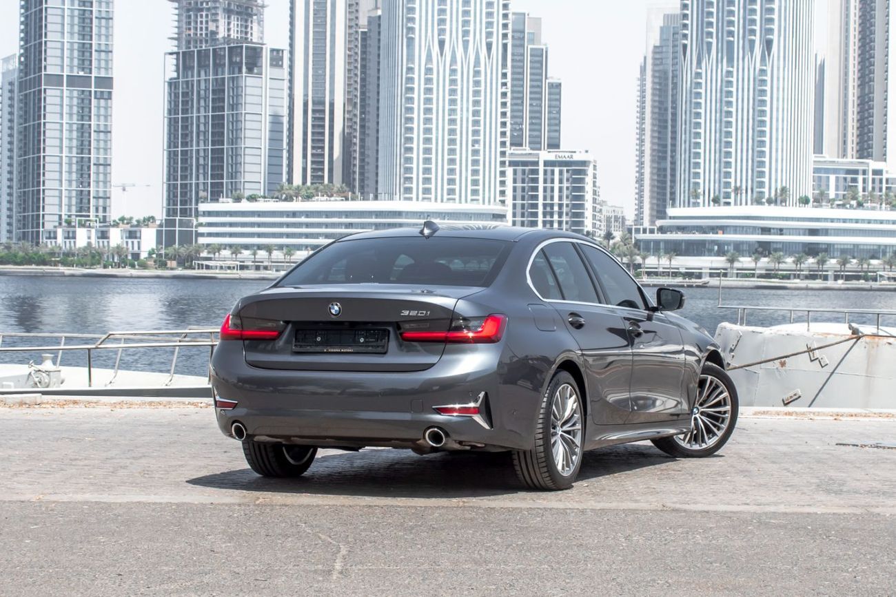 بي أم دبليو 320 Luxury Line