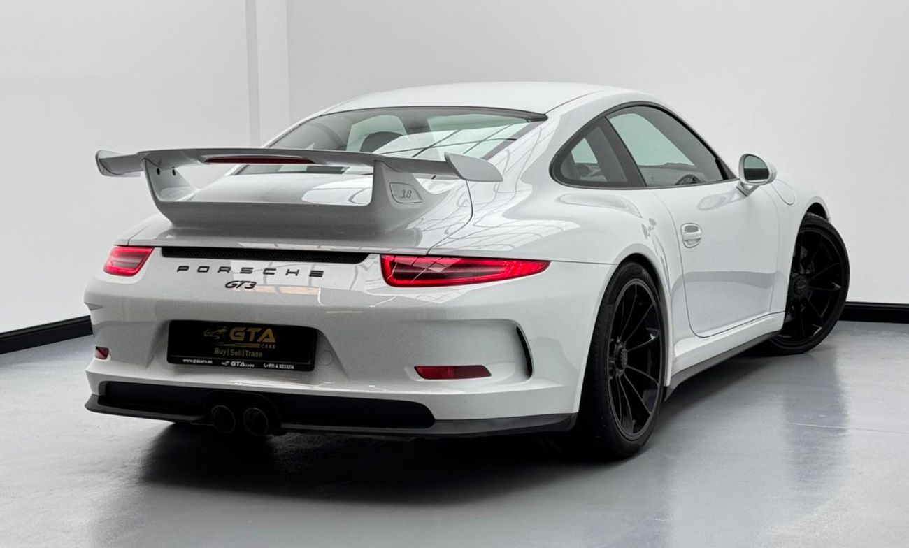 Porsche 911 GT3 3.8L (475 HP) Coupe 2015 Porsche 911 GT3, Brand New G Series Engine, 2 Years Porsche Engine Warr