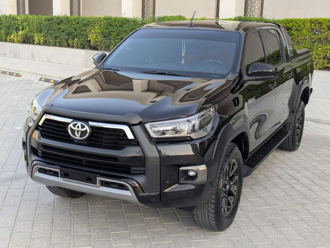Toyota Hilux GLX 2018 Toyota Hilux Adventure GCC Specs Facelifted 2026 V4 2.7L Interior and Exterior Well-maintaind